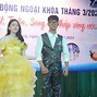 Thiết Kế Thời Trang Từ Vật Liệu Tái Chế